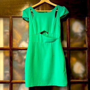 💚🍭green mini dress with cut outs and cap sleeves 🍭💚